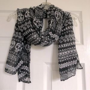 Skull Pattern Scarf